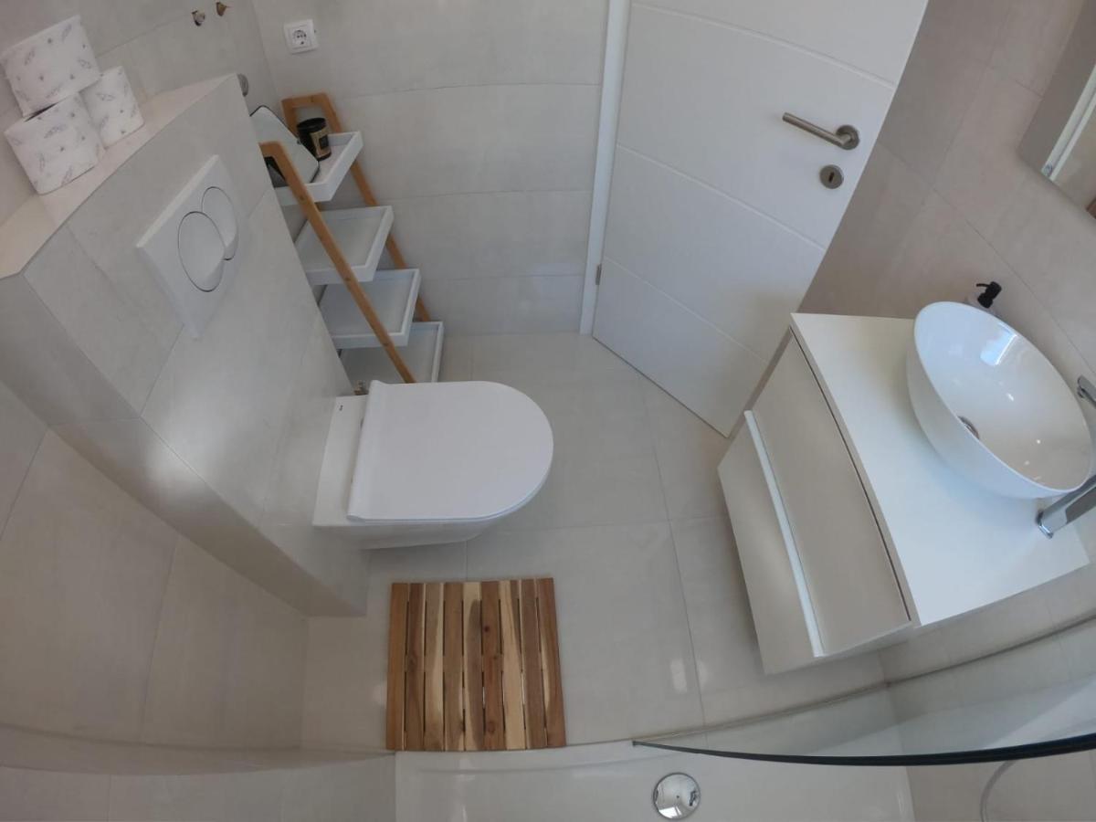 Sun-Drenched Apartment "The View" Zadar Luaran gambar