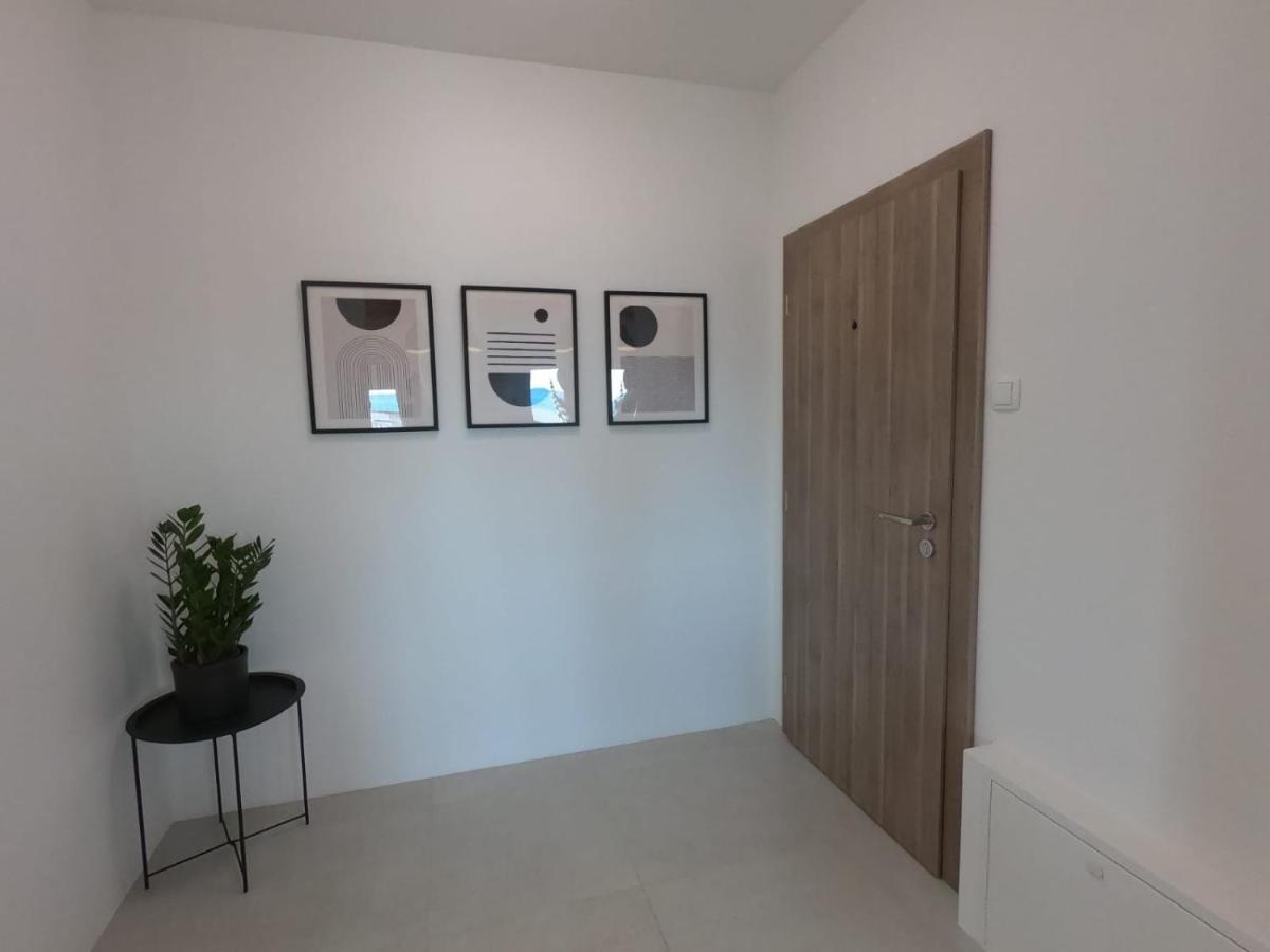 Sun-Drenched Apartment "The View" Zadar Luaran gambar